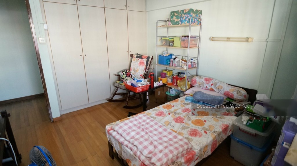 Blk 712 Hougang Avenue 2 (Hougang), HDB Executive #135933322